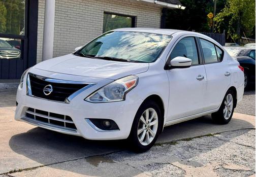 Fresh Powder 2015 Nissan Versa 1.6 SL