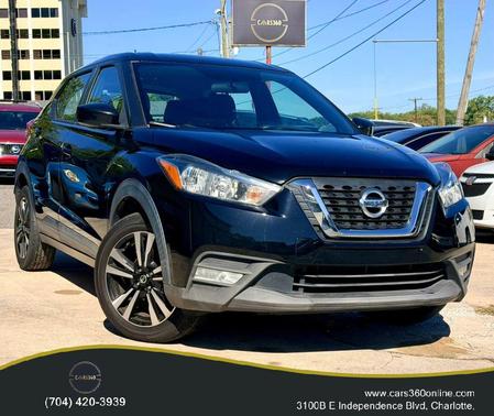 Super Black 2019 Nissan Kicks SV