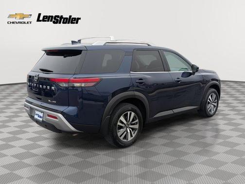 2024 Nissan Pathfinder SL 4WD