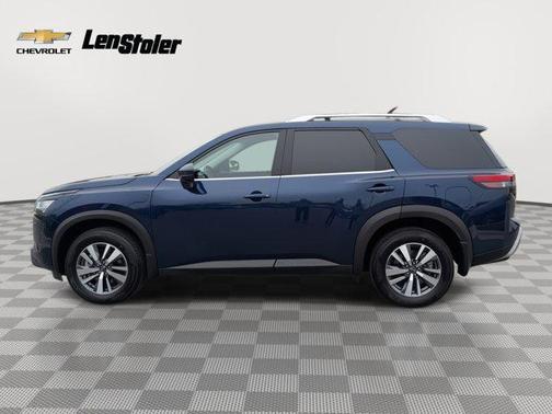2024 Nissan Pathfinder SL 4WD