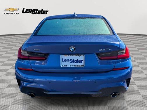 2021 BMW 330e Base