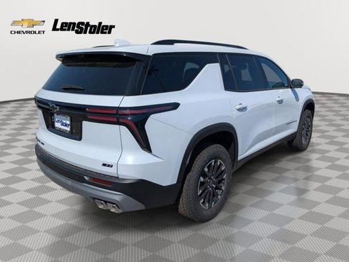 Polar White Tricoat 2026 Chevrolet Traverse AWD Z71