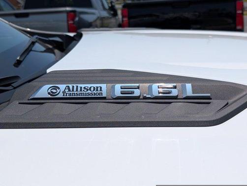 2025 Chevrolet Silverado 3500 LT