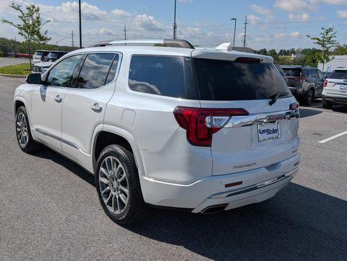White Frost Tricoat 2023 GMC Acadia Denali