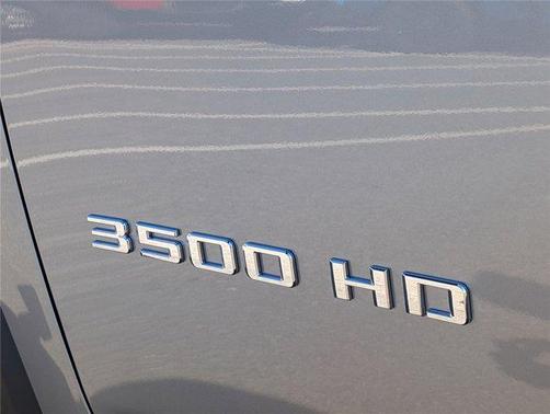 2026 Chevrolet Silverado 3500 LT