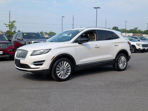 2019 Lincoln MKC Standard