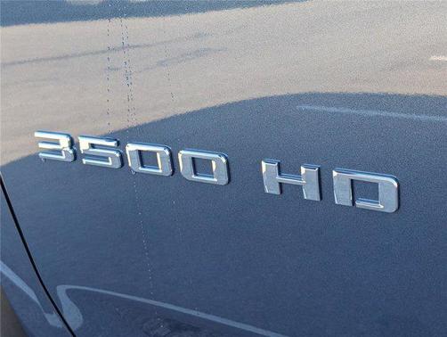 2026 Chevrolet Silverado 3500 LT