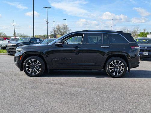 2022 Jeep Grand Cherokee Overland