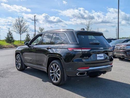 2022 Jeep Grand Cherokee Overland