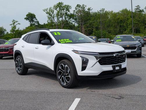 2025 Chevrolet Trax FWD 2RS