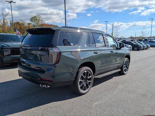 2026 Chevrolet Tahoe 4WD RST