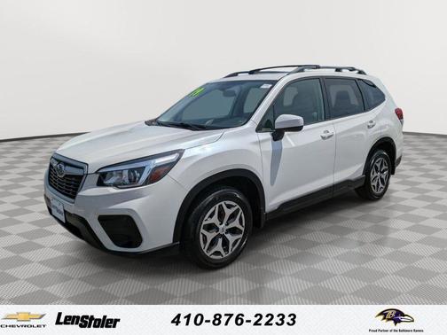Crystal White Pearl 2019 Subaru Forester Premium