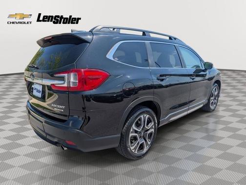 Crystal Black Silica 2023 Subaru Ascent Limited 8-Passenger