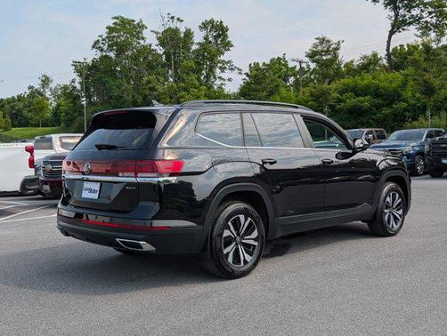 2024 Volkswagen Atlas 2.0T SE