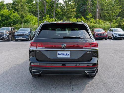 2024 Volkswagen Atlas 2.0T SE