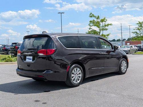 2018 Chrysler Pacifica L