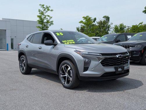 2025 Chevrolet Trax FWD 1RS