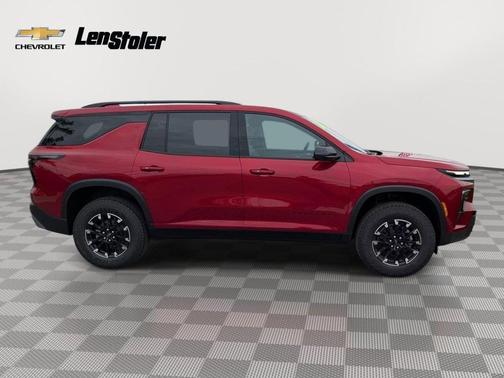 Radiant Red Tintcoat 2026 Chevrolet Traverse AWD Z71