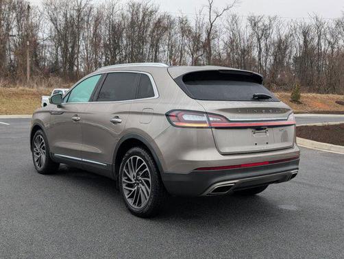 2020 Lincoln Nautilus Reserve