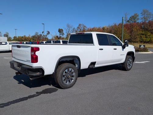 2026 Chevrolet Silverado 2500 Custom