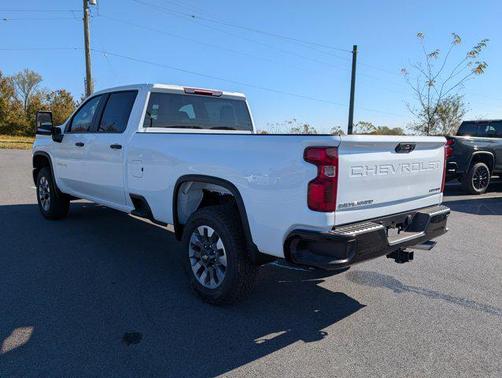 2026 Chevrolet Silverado 2500 Custom