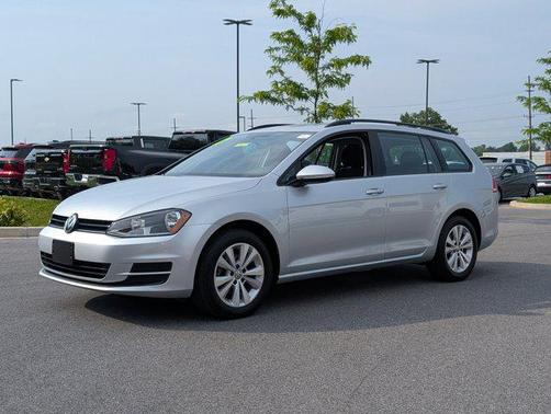 2017 Volkswagen Golf SportWagen TSI S