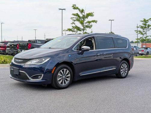 2020 Chrysler Pacifica Hybrid Limited