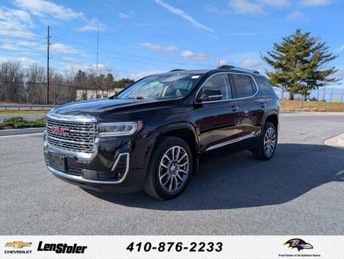 2023 GMC Acadia Denali