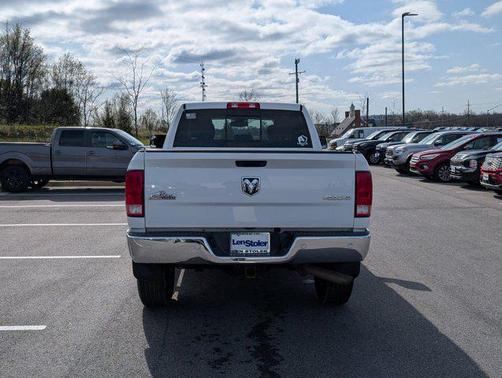 2018 RAM 2500 Big Horn Crew Cab 4x4 6'4' Box