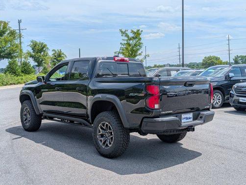 2024 Chevrolet Colorado ZR2