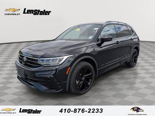 Deep Black Pearl 2023 Volkswagen Tiguan 2.0T SE R-Line Black 4MOTION