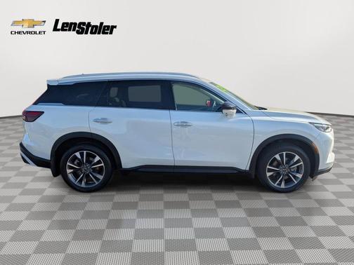Majestic White 2023 INFINITI QX60 Luxe