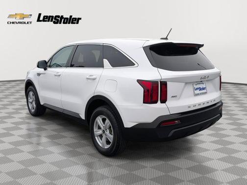 2022 Kia Sorento LX