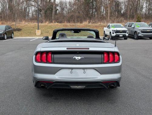 2022 Ford Mustang EcoBoost Premium
