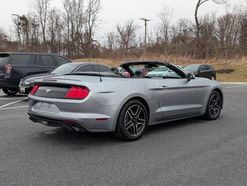 2022 Ford Mustang EcoBoost Premium