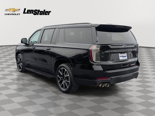 2025 Chevrolet Suburban RST