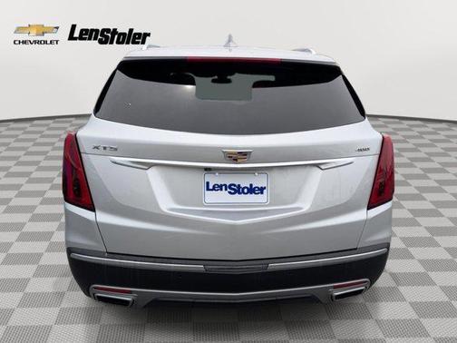Radiant Silver Metallic 2020 Cadillac XT5 Premium Luxury