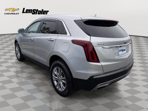 Radiant Silver Metallic 2020 Cadillac XT5 Premium Luxury