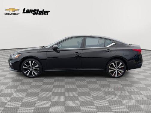 2022 Nissan Altima SR Intelligent AWD
