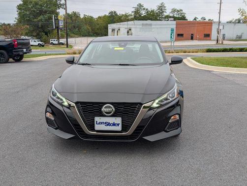 2022 Nissan Altima SR Intelligent AWD