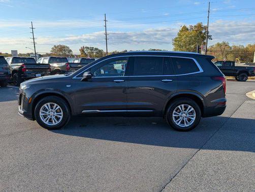2022 Cadillac XT6 Luxury AWD