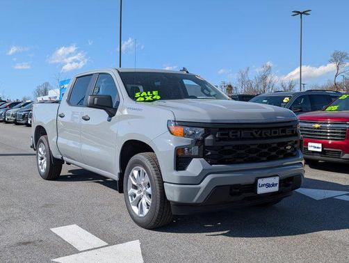 2025 Chevrolet Silverado 1500 Custom
