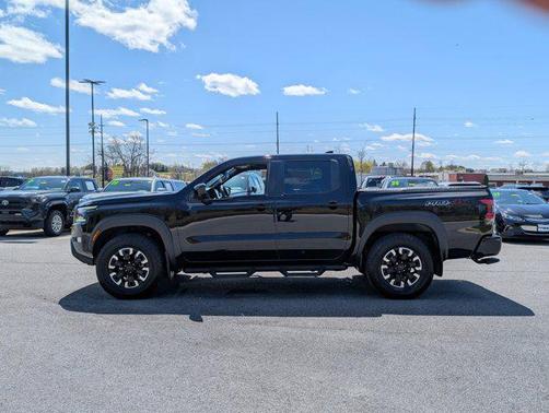 2022 Nissan Frontier PRO-4X