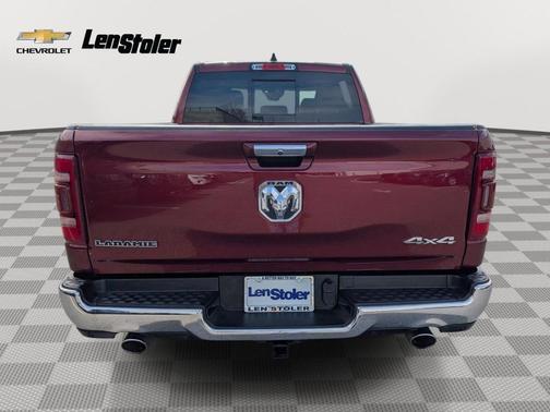 Delmonico Red Pearlcoat 2022 RAM 1500 Laramie