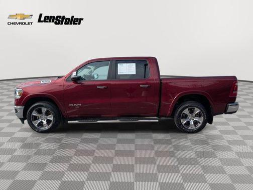 Delmonico Red Pearlcoat 2022 RAM 1500 Laramie