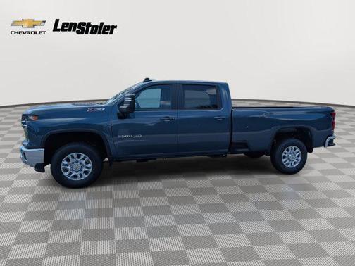 2025 Chevrolet Silverado 3500 LT