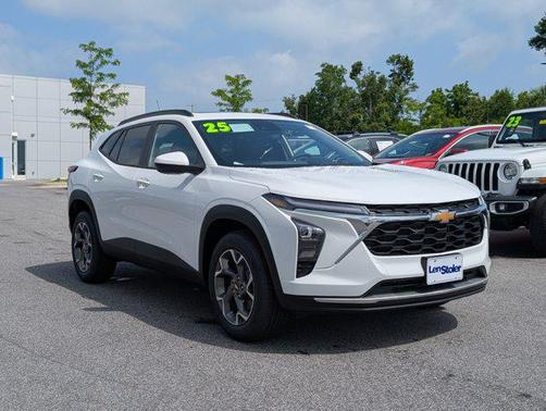 2025 Chevrolet Trax LT