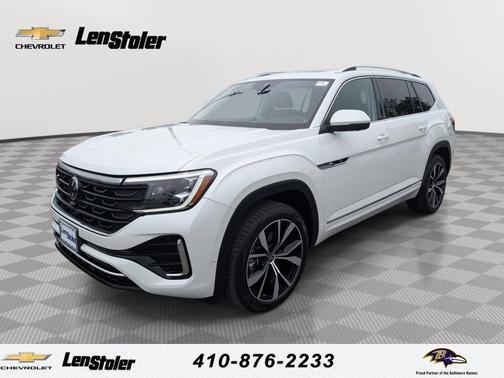 Opal White Pearl 2024 Volkswagen Atlas 2.0T SEL Premium R-Line 4MOTION