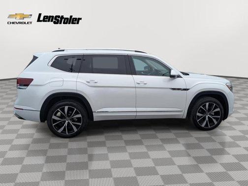 Opal White Pearl 2024 Volkswagen Atlas 2.0T SEL Premium R-Line 4MOTION