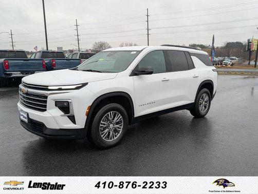 2025 Chevrolet Traverse LT